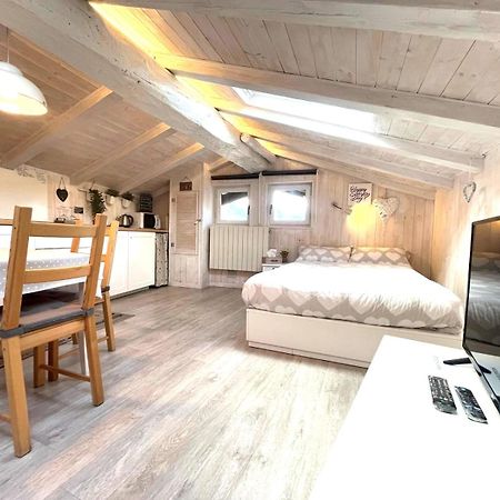 Il Piccolo Loft Nel Cuore Antico Di Aosta - You & Me Case Vacanza Экстерьер фото